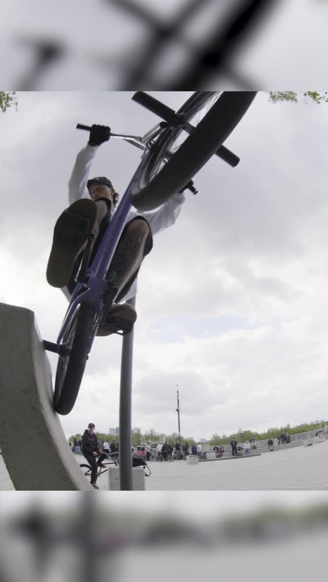Kriss Kyle — wallride flair Glasgow